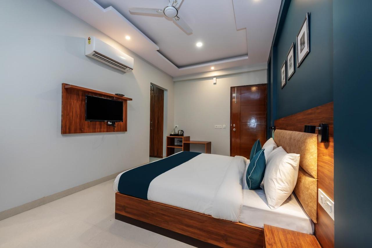 Hotel O Earth Villa Near Bestech Central Square Mall Gurgaon Exterior foto