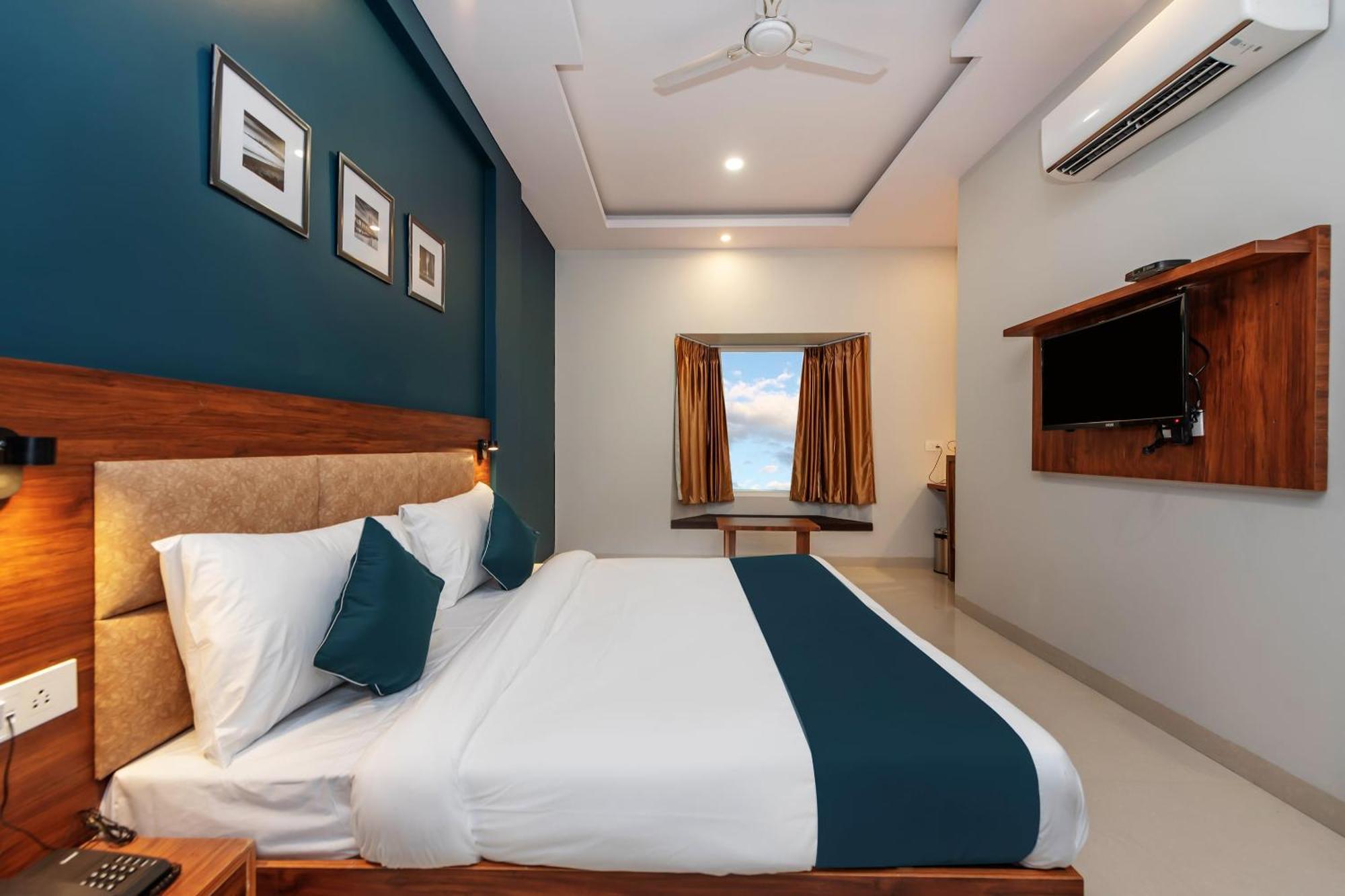 Hotel O Earth Villa Near Bestech Central Square Mall Gurgaon Exterior foto