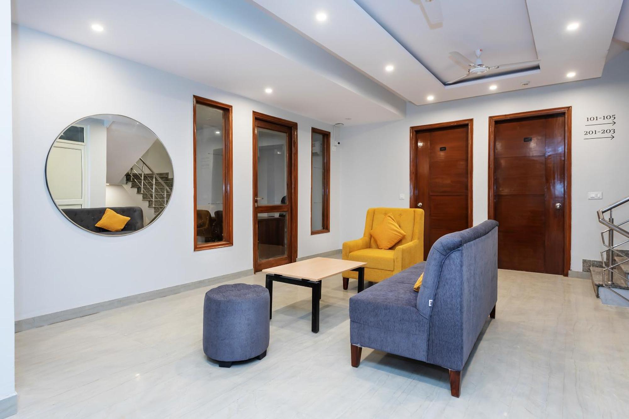 Hotel O Earth Villa Near Bestech Central Square Mall Gurgaon Exterior foto